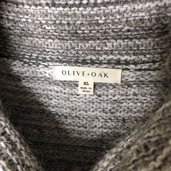 Olive & Oak Cowl Neck Eyelash Sweater Chunky Gray Size XL Knit - Picture 6 of 7
